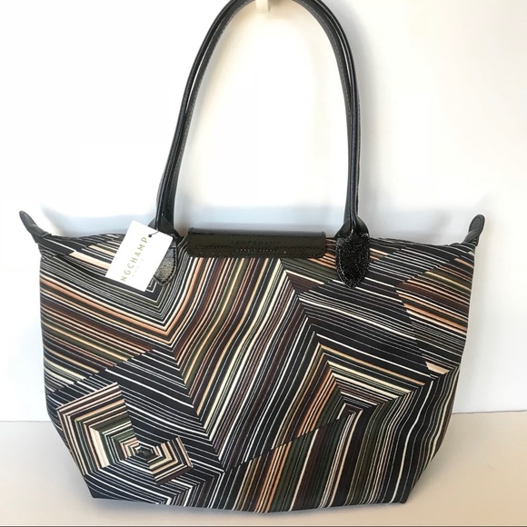 SOLD ! LONGCHAMP Medium Nylon Tote - Picture 8 of 9